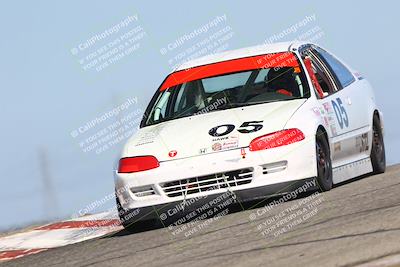 media/Oct-26-2025-CalClub SCCA (Sun) [[8ce1e69566]]/Group 2/Grapevine/